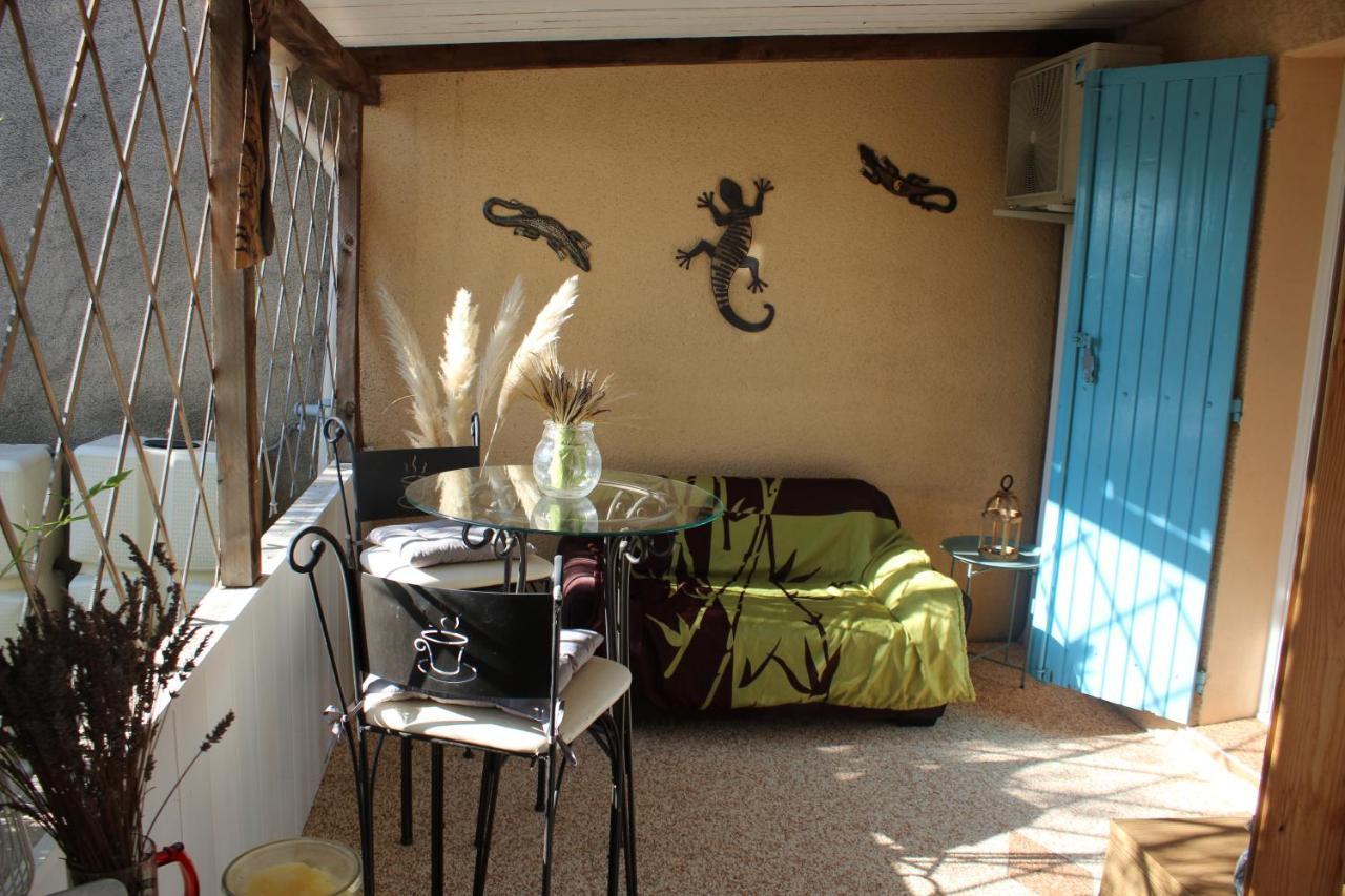 Philippe & Marie, A Louer Petite Chambre Chez L'Habitant Avec Terrasse Dans Villa, Au Pied Du Luberon Кюкюрон Екстер'єр фото